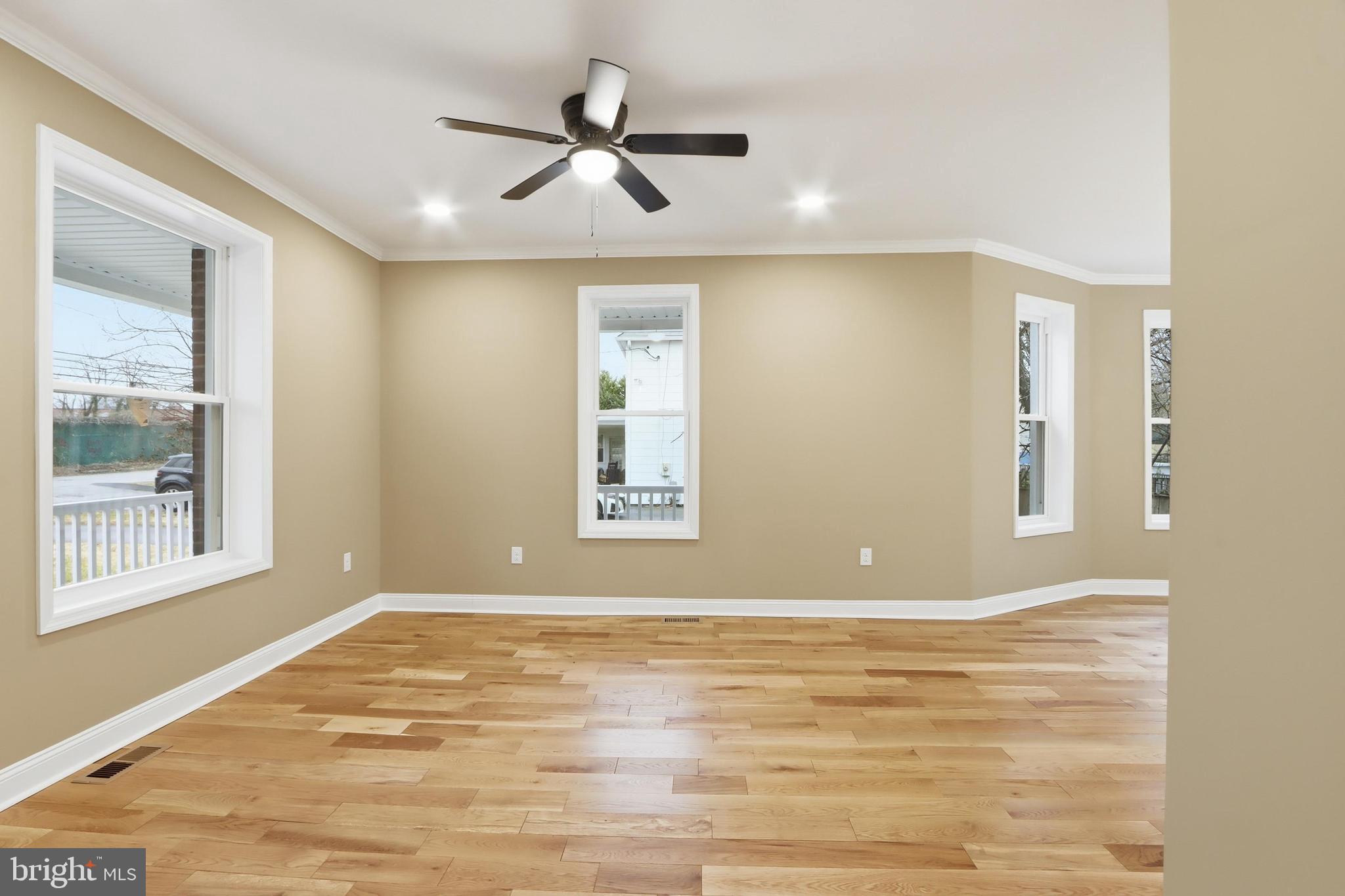 1911 Halethorpe Avenue Halethorpe, MD 21227 - Photo 12 of 45