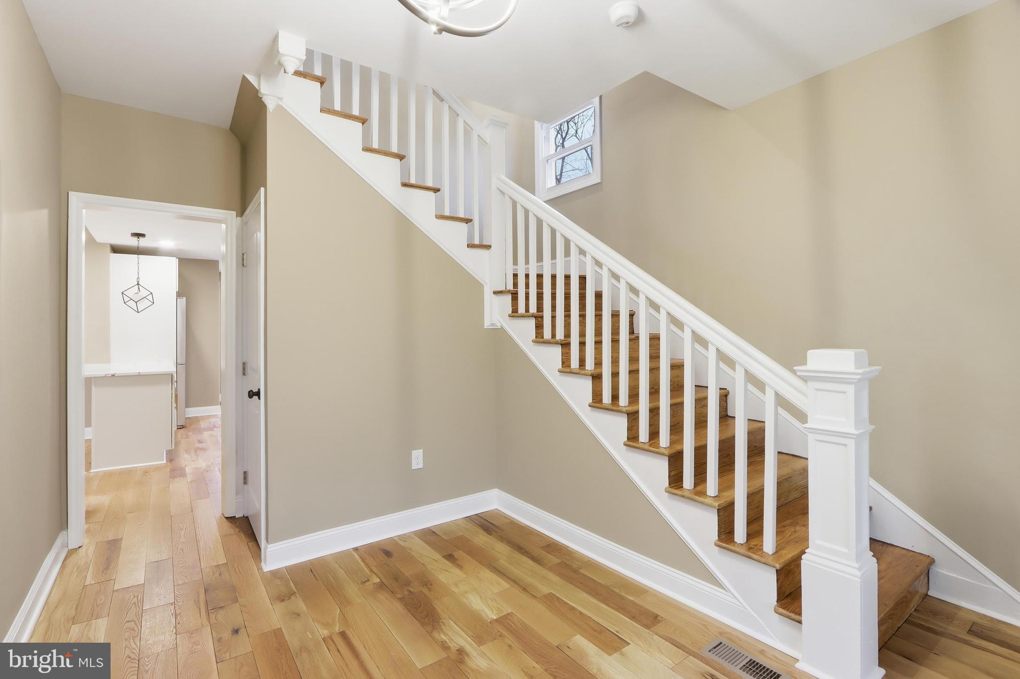 1911 Halethorpe Avenue Halethorpe, MD 21227 - Photo 6 of 45