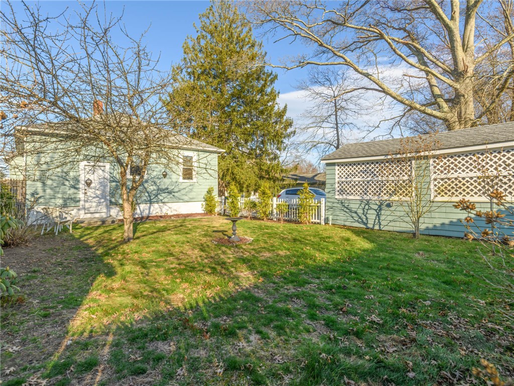 19 Bates Avenue Warwick, RI 02888 - Photo 24 of 29