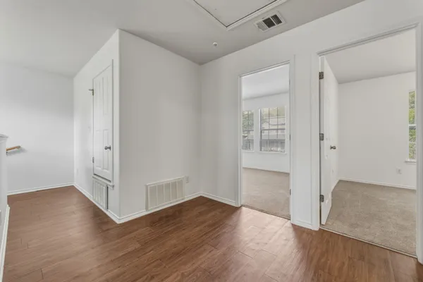 $2,400 | 2405 East 9th Street, Unit A, Austin, TX 78702