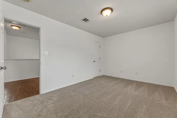 $2,400 | 2405 East 9th Street, Unit A, Austin, TX 78702