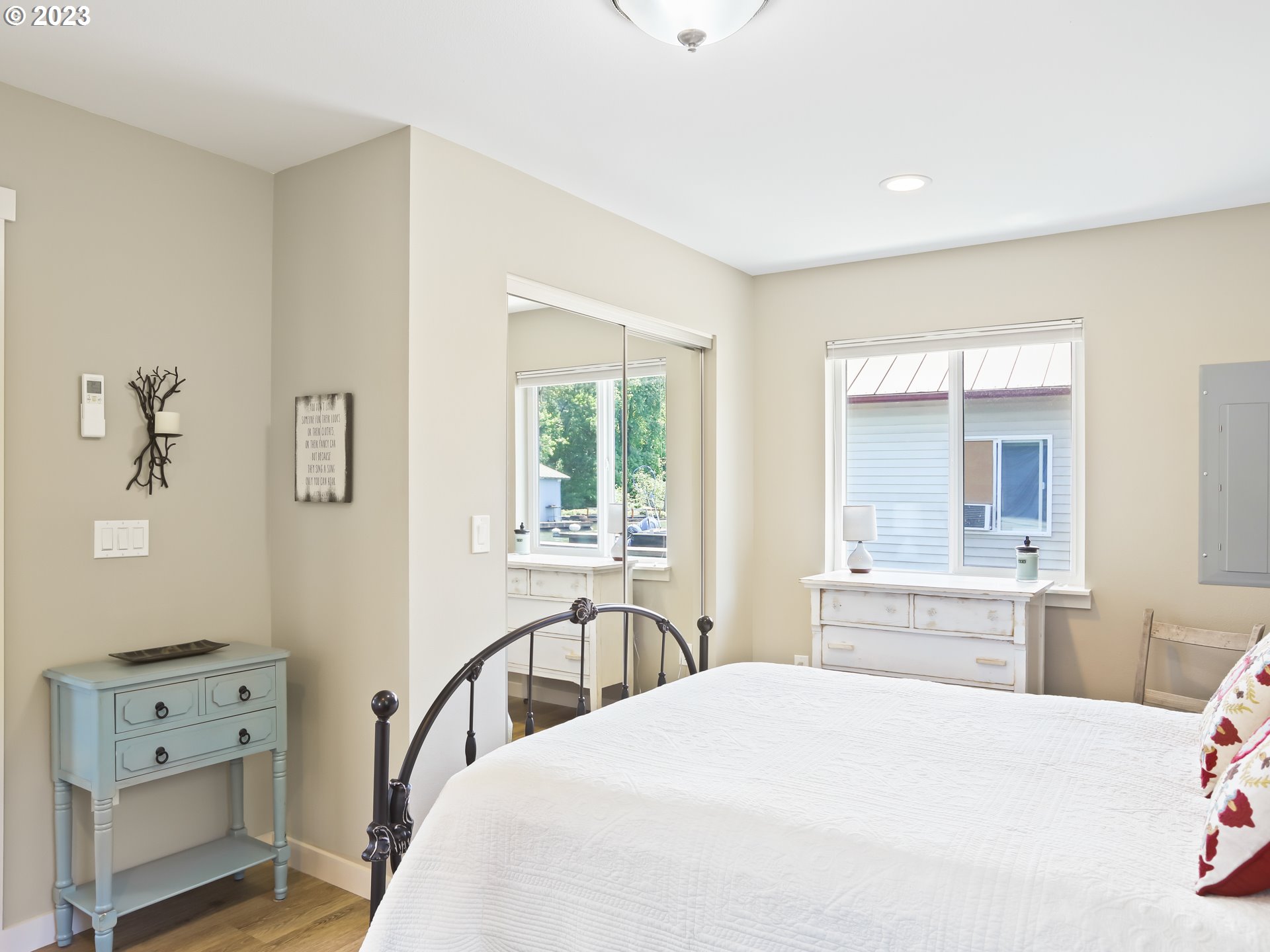 25000 Northwest St Helens Road, Unit N3 Portland, OR 97231 - Photo 16 of 29 Gallery Image 16