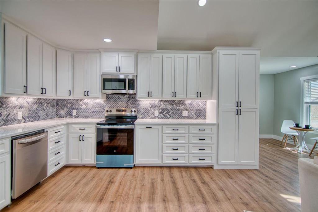 207 4th Street Harper, TX 78631 - Photo 16 of 36