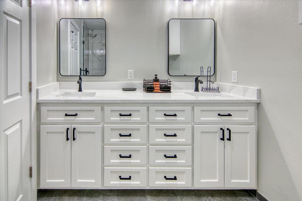 207 4th Street Harper, TX 78631 - Photo 26 of 36