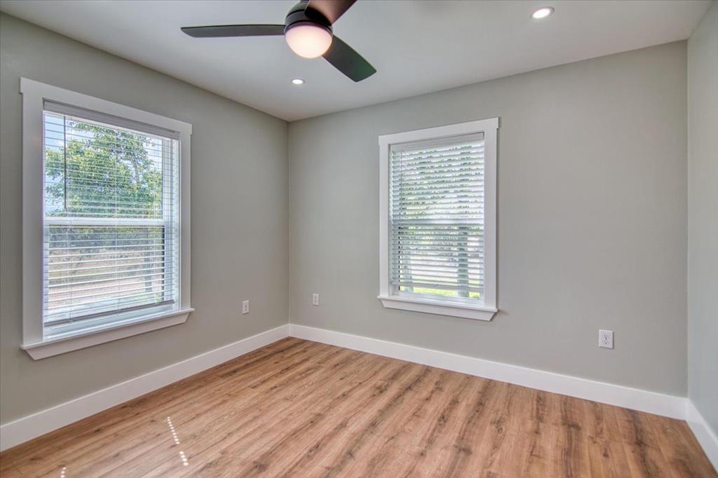 207 4th Street Harper, TX 78631 - Photo 28 of 36