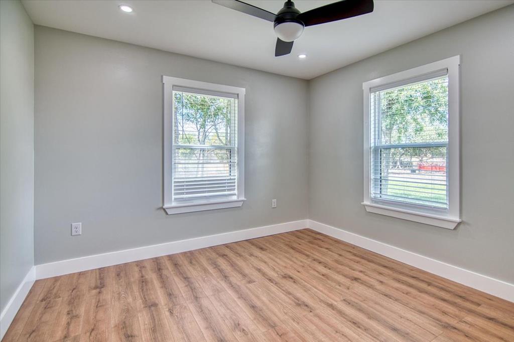 207 4th Street Harper, TX 78631 - Photo 30 of 36