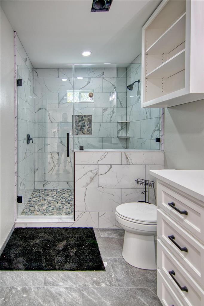 207 4th Street Harper, TX 78631 - Photo 34 of 36