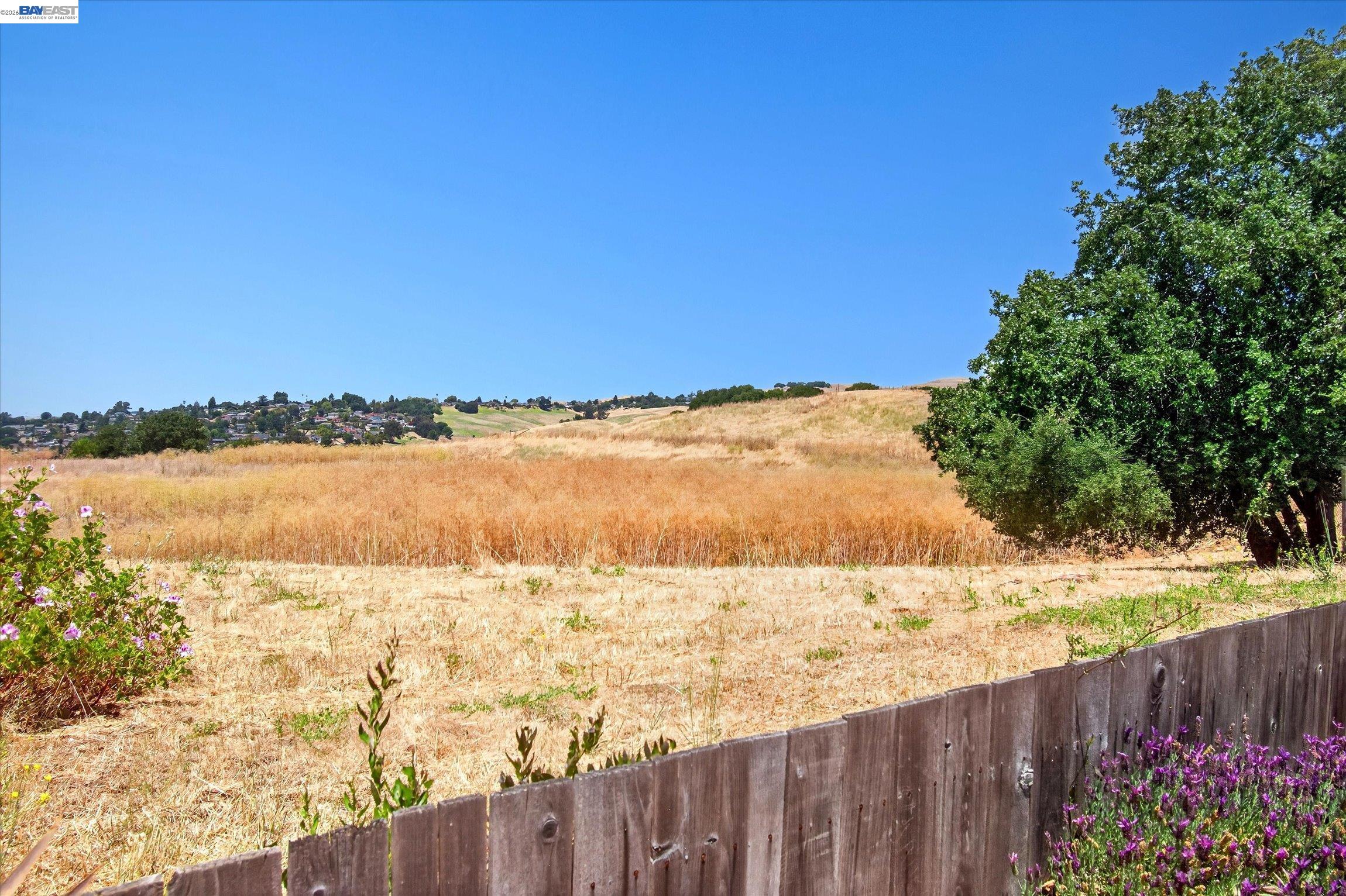 295 Iris Road Hercules, CA 94547 - Photo 31 of 31