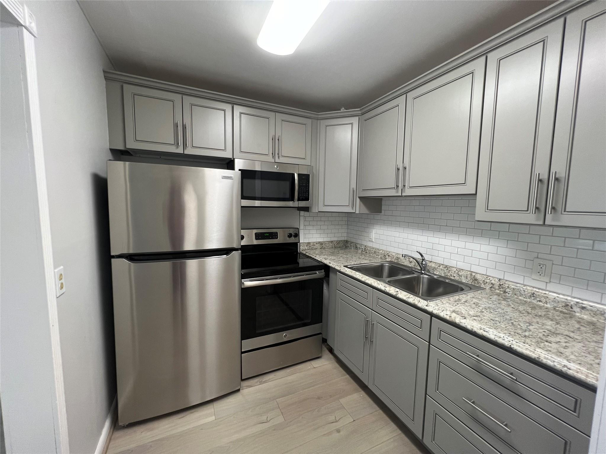 246 Markham L, Unit 246 Deerfield Beach, FL 33442 - Photo 1 of 27 Photo 1