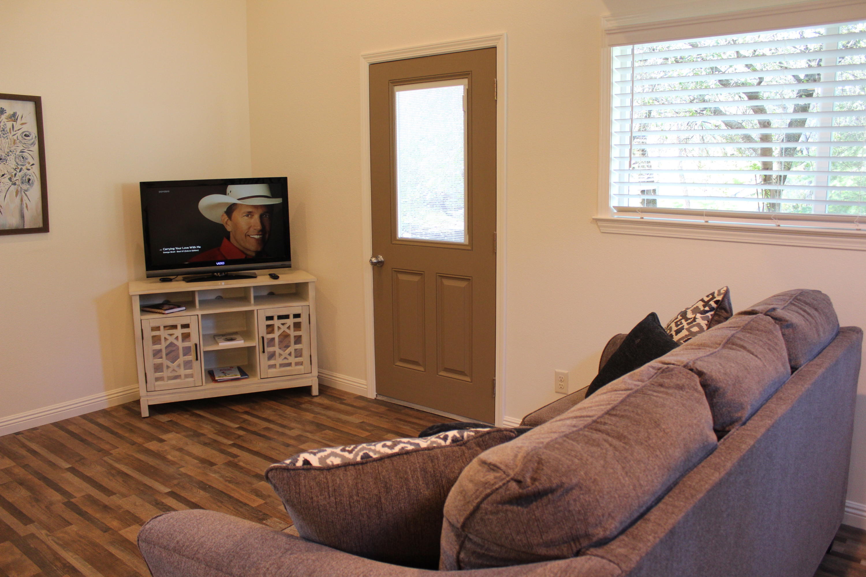 43289 Sierra Drive Three Rivers, CA 93271 - Photo 21 of 54 IMG_6264
