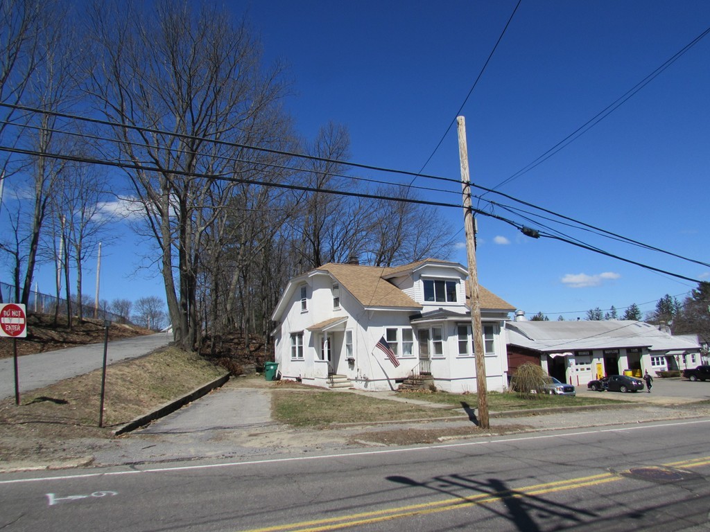 634 High Street Clinton, MA 01510 - Photo 1 of 25 Gallery Image 1