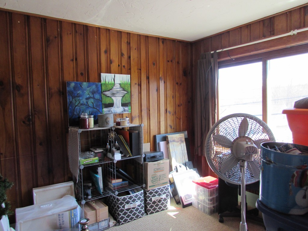 634 High Street Clinton, MA 01510 - Photo 15 of 25 Gallery Image 15