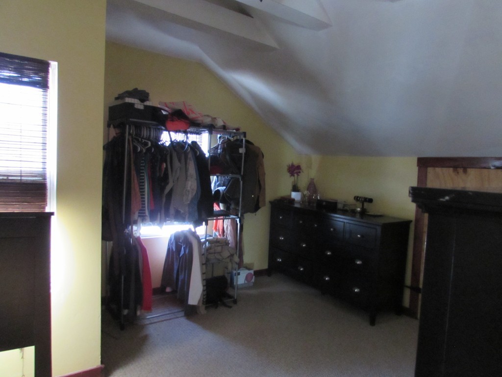 634 High Street Clinton, MA 01510 - Photo 16 of 25 Gallery Image 16