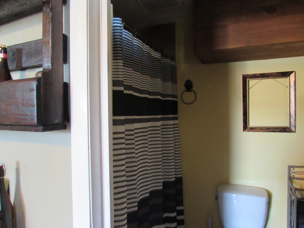 634 High Street Clinton, MA 01510 - Photo 23 of 25 Gallery Image 23