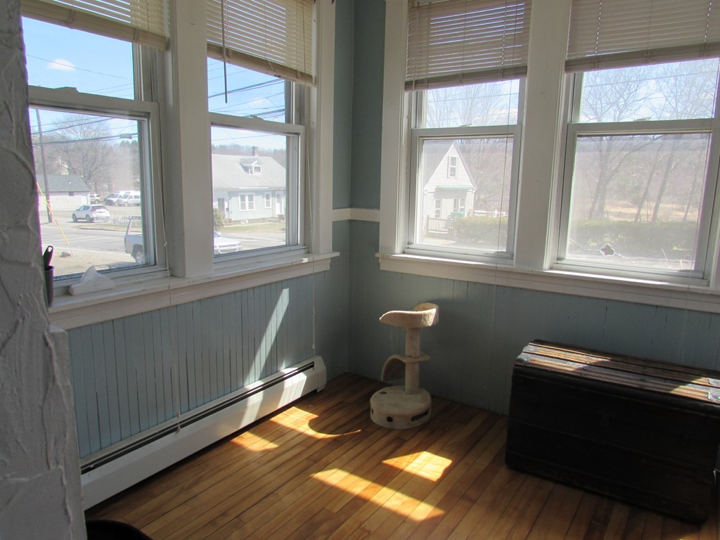 634 High Street Clinton, MA 01510 - Photo 7 of 25 Gallery Image 7