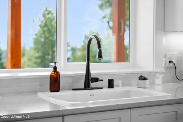 $1,198,000 | 3298 Coon Creek Road, Plummer, ID 83851