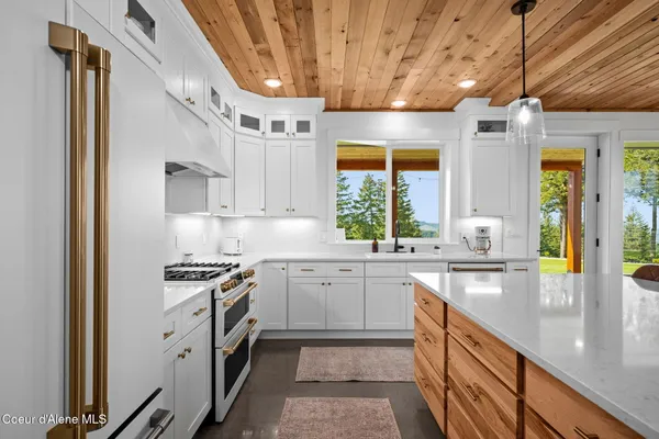 $1,198,000 | 3298 Coon Creek Road, Plummer, ID 83851