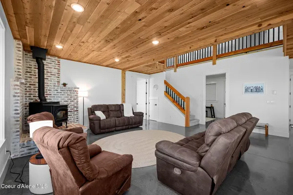 $1,198,000 | 3298 Coon Creek Road, Plummer, ID 83851