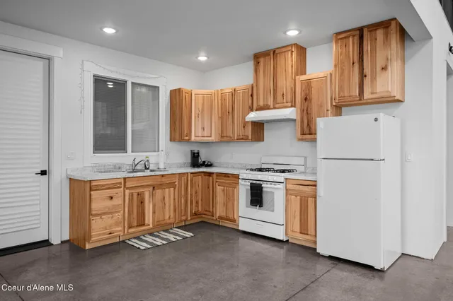 $1,198,000 | 3298 Coon Creek Road, Plummer, ID 83851