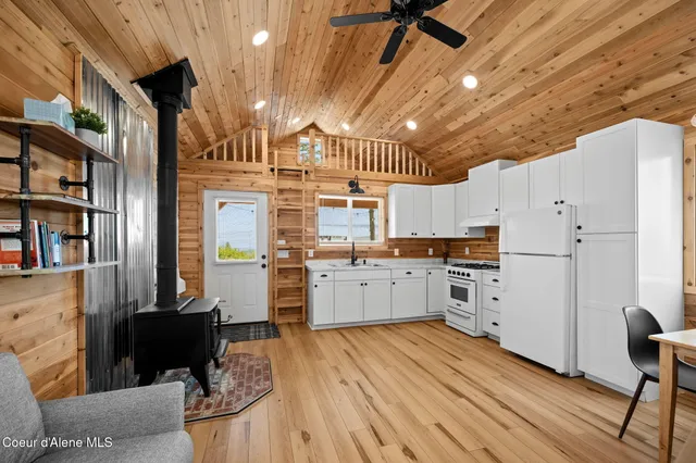 $1,198,000 | 3298 Coon Creek Road, Plummer, ID 83851