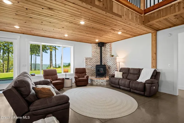 $1,198,000 | 3298 Coon Creek Road, Plummer, ID 83851