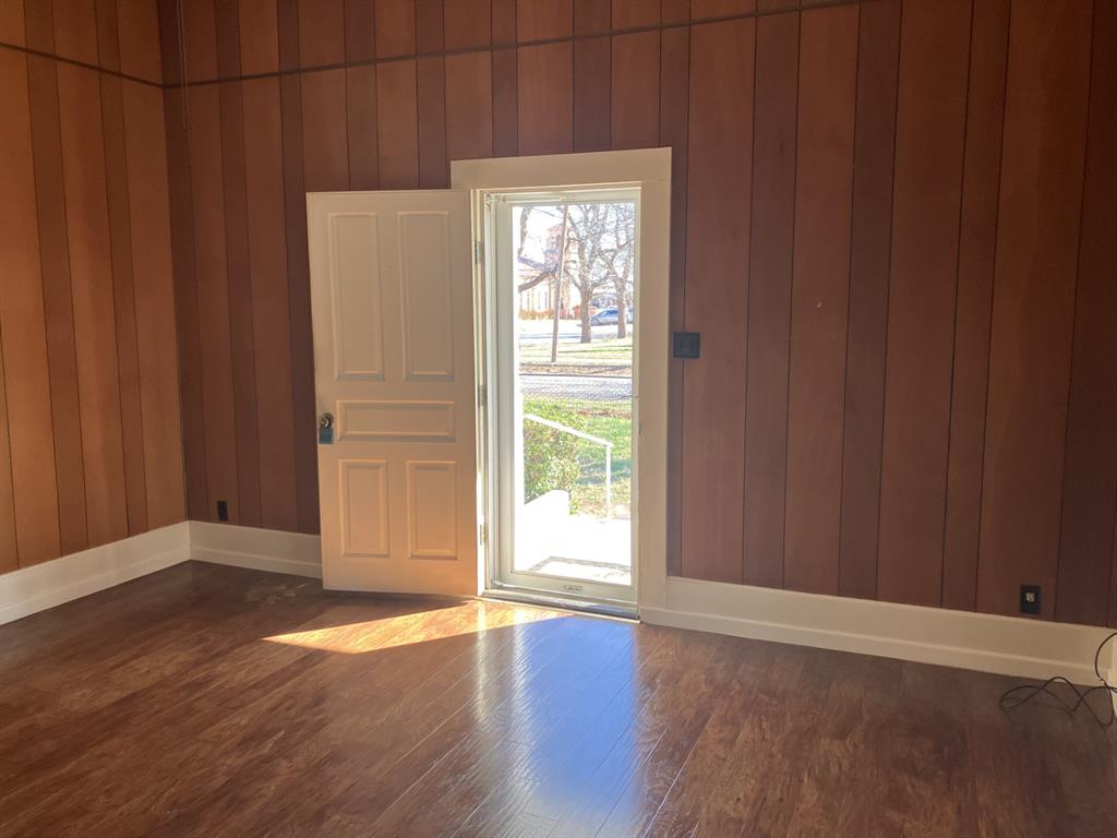 109 North Foley Street Seymour, TX 76380 - Photo 13 of 30