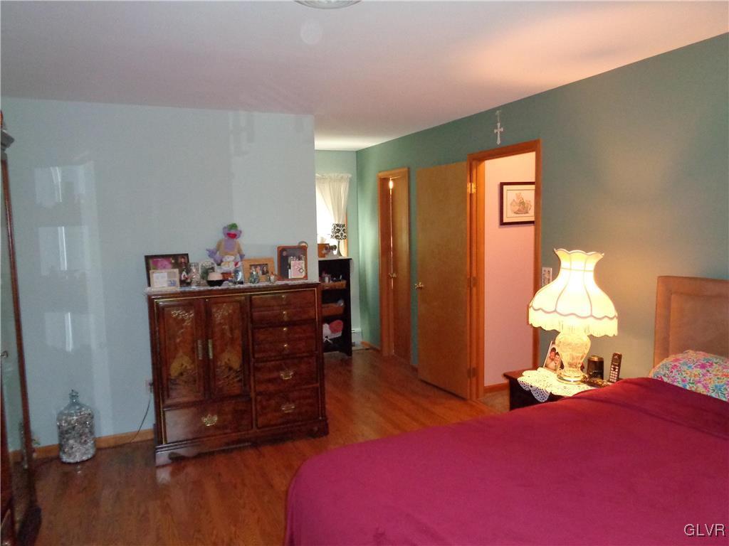 4127 Scheidys Road Whitehall, PA 18052 - Photo 14 of 37 Gallery Image 14