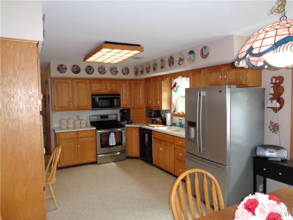 4127 Scheidys Road Whitehall, PA 18052 - Photo 3 of 37 Gallery Image 3