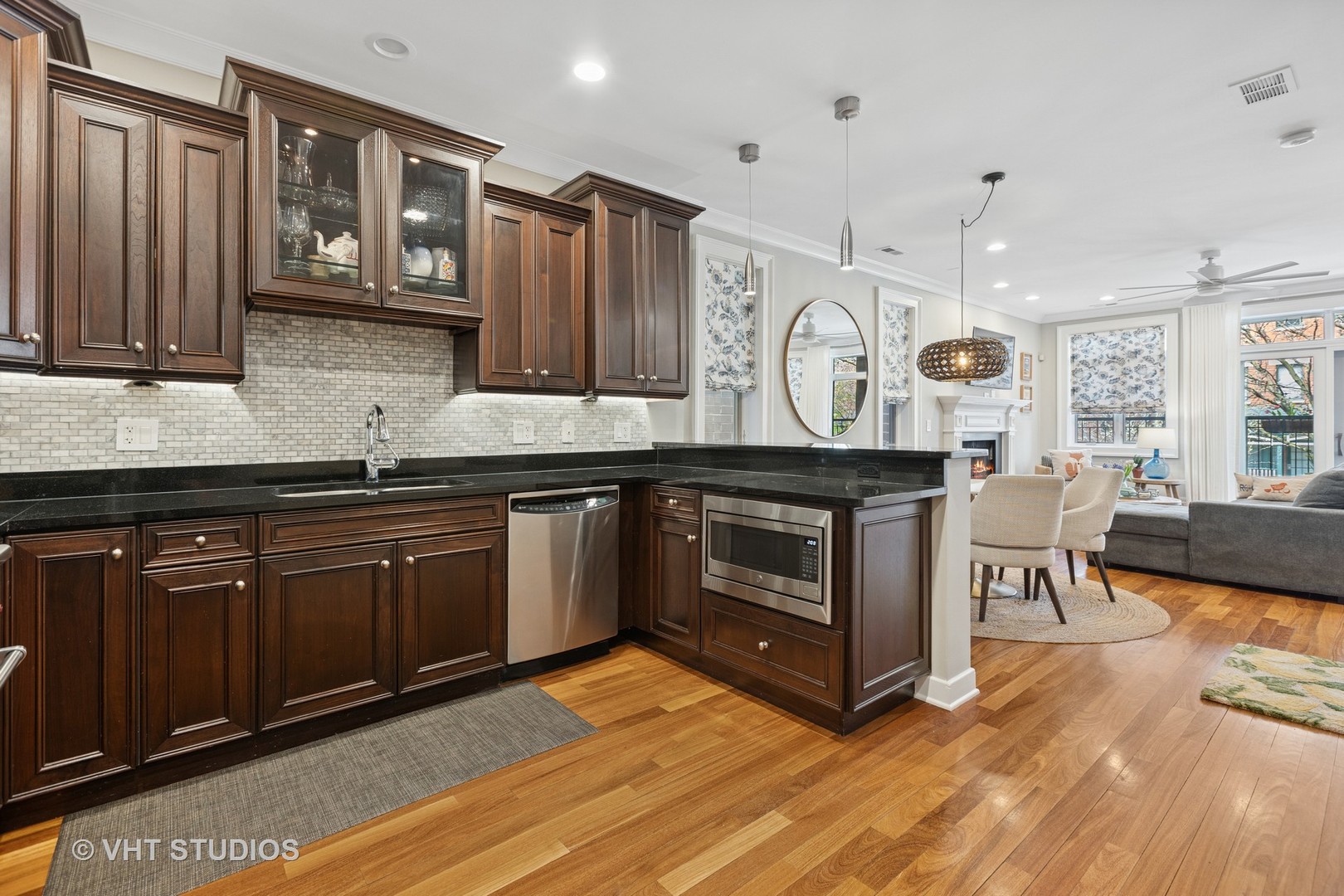 1035 West Monroe Street, Unit 2 Chicago, IL 60607 - Photo 12 of 29