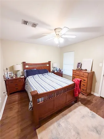 $1,500 | 1005 Autumn Circle, Unit B, College Station, TX 77840