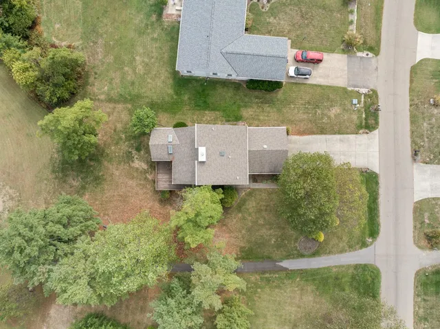 $379,900 | 19358 Par Drive, Lawrenceburg, IN 47025