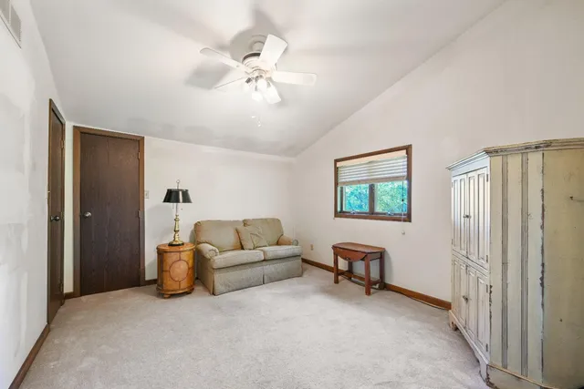 $379,900 | 19358 Par Drive, Lawrenceburg, IN 47025