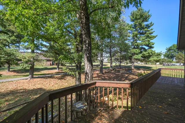 $379,900 | 19358 Par Drive, Lawrenceburg, IN 47025