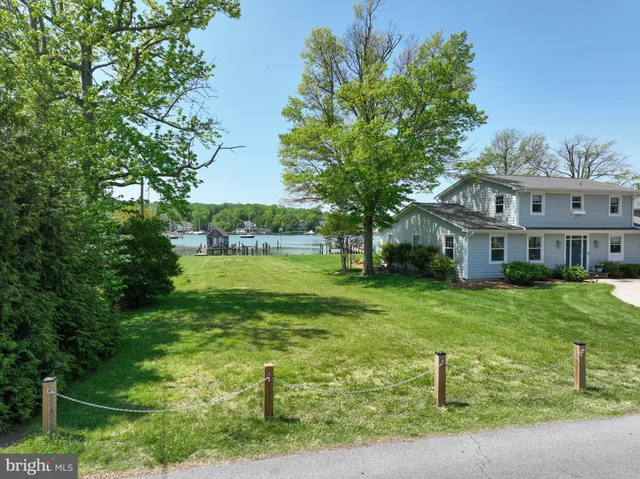 $1,999,900 | 48 East Lake Drive, Annapolis, MD 21403