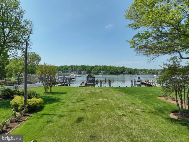 $1,999,900 | 48 East Lake Drive, Annapolis, MD 21403