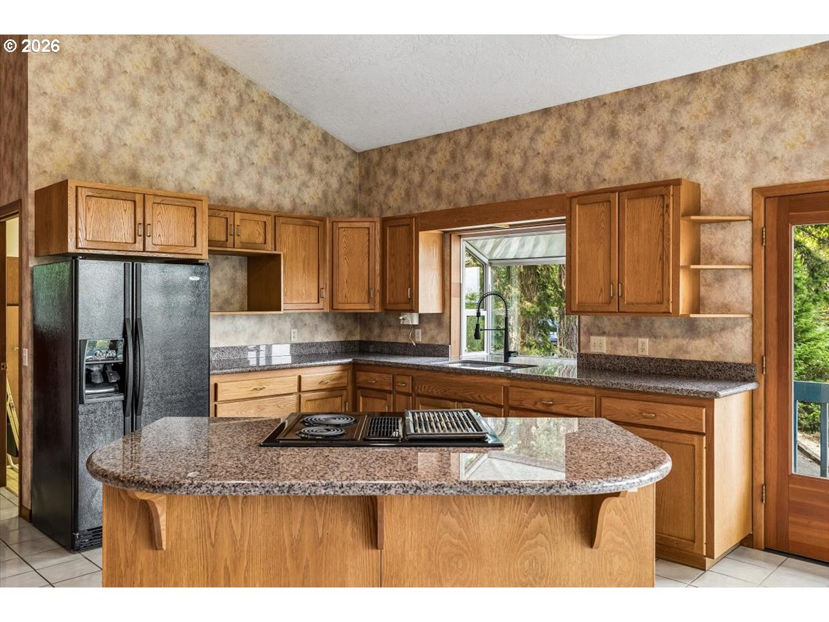 15780 Southwest Davis Road Beaverton, OR 97007 - Photo 13 of 48 Gallery Image 13