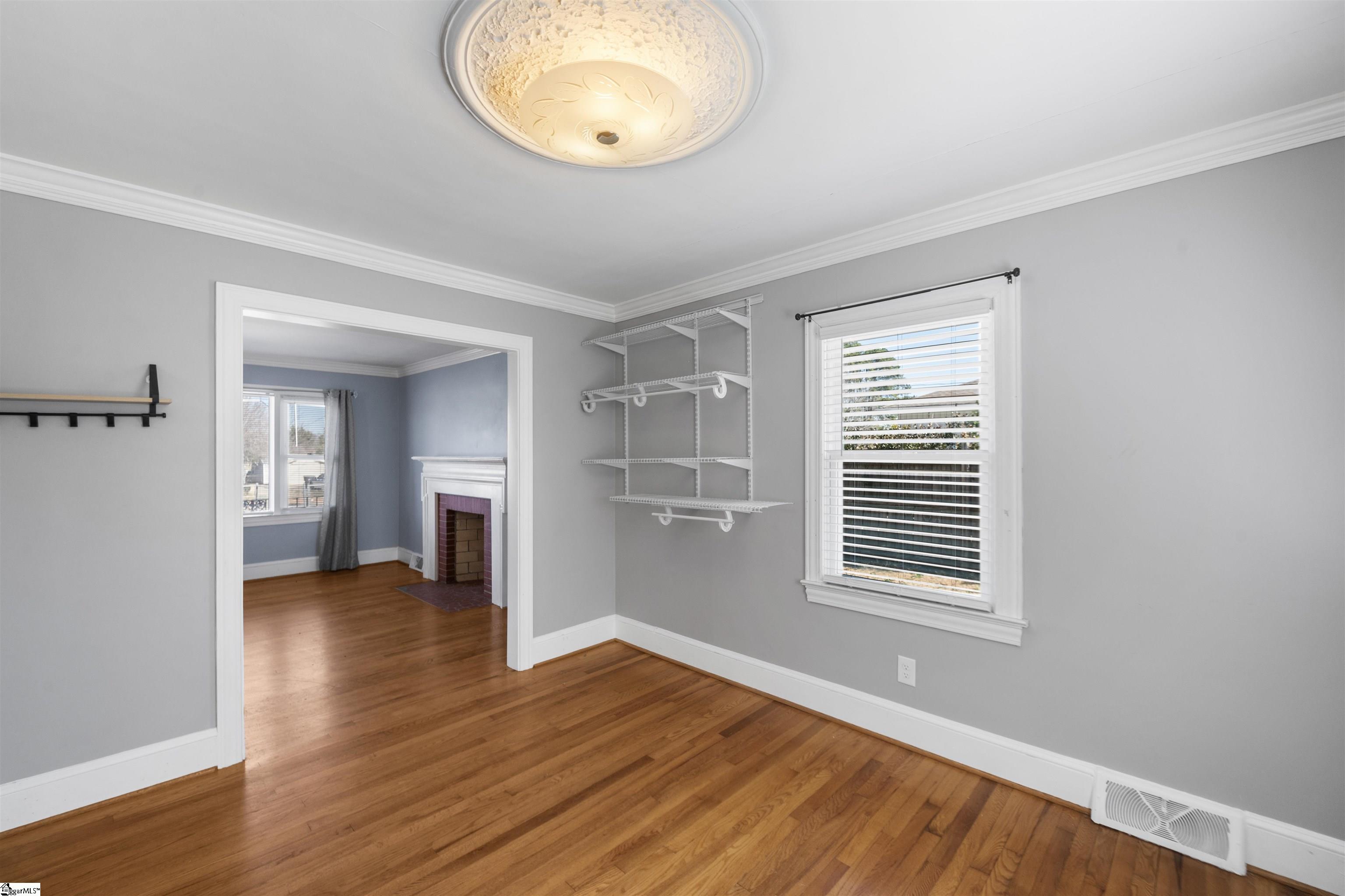 15 Cole Road Greenville, SC 29611 - Photo 9 of 32