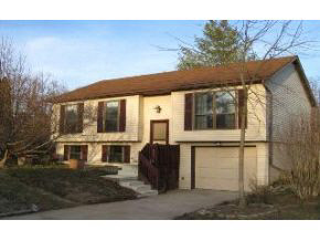 1615 South Buffstone Court Bloomington, IN 47401 - Photo 1 of 11