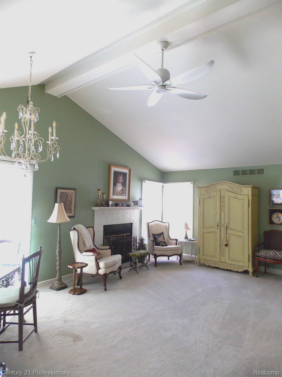 1580 Colony Drive Rochester, MI 48307 - Photo 11 of 28 Gallery Image 11