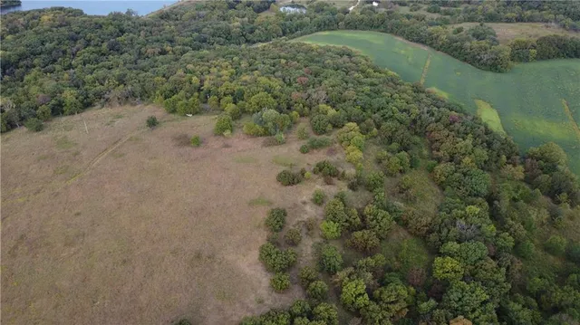 $340,000 | 273 Ivory Road, Moran, KS 66755