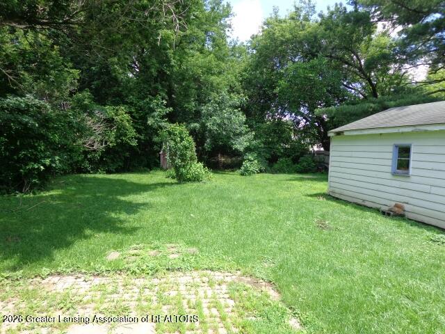 216 West Jolly Road Lansing, MI 48910 - Photo 24 of 24 Backyard 2