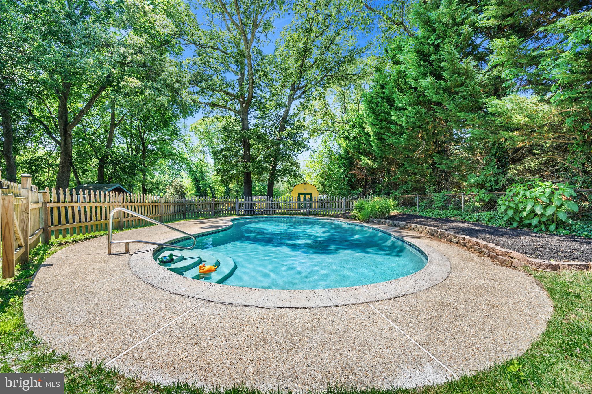 162 Barbara Road Severna Park, MD 21146 - Photo 39 of 48 In-ground pool with fence.