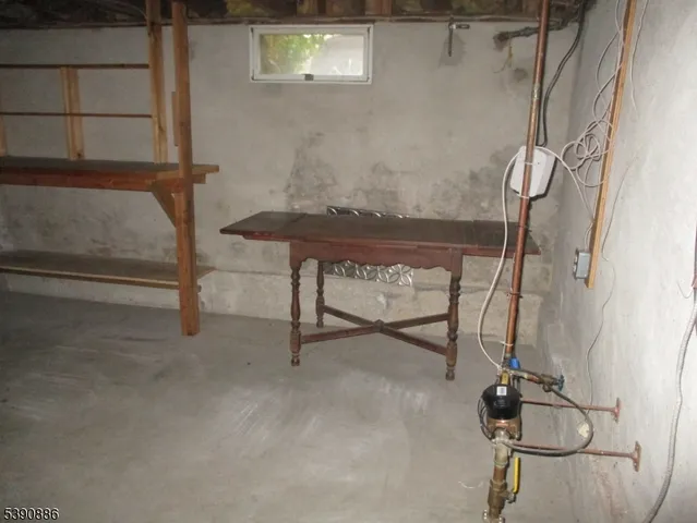 $2,700 | 19 North 8th Street, Kenilworth, NJ 07033