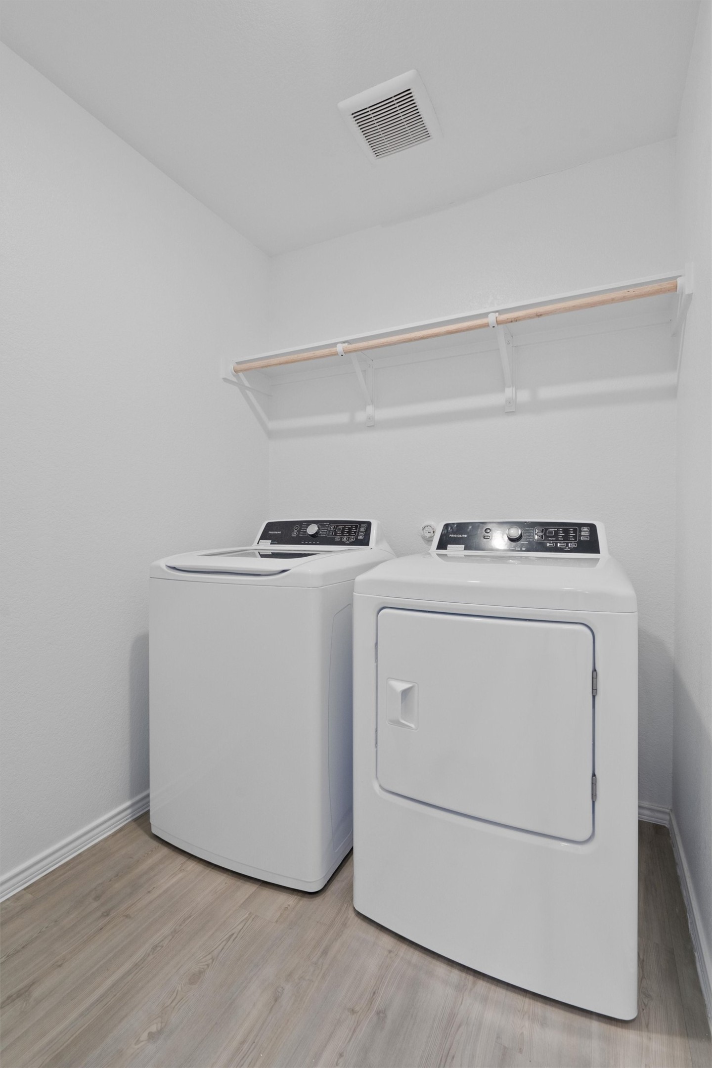 259 Sormonne Loop Kyle, TX 78640 - Photo 30 of 34 a utility room with dryer and washer