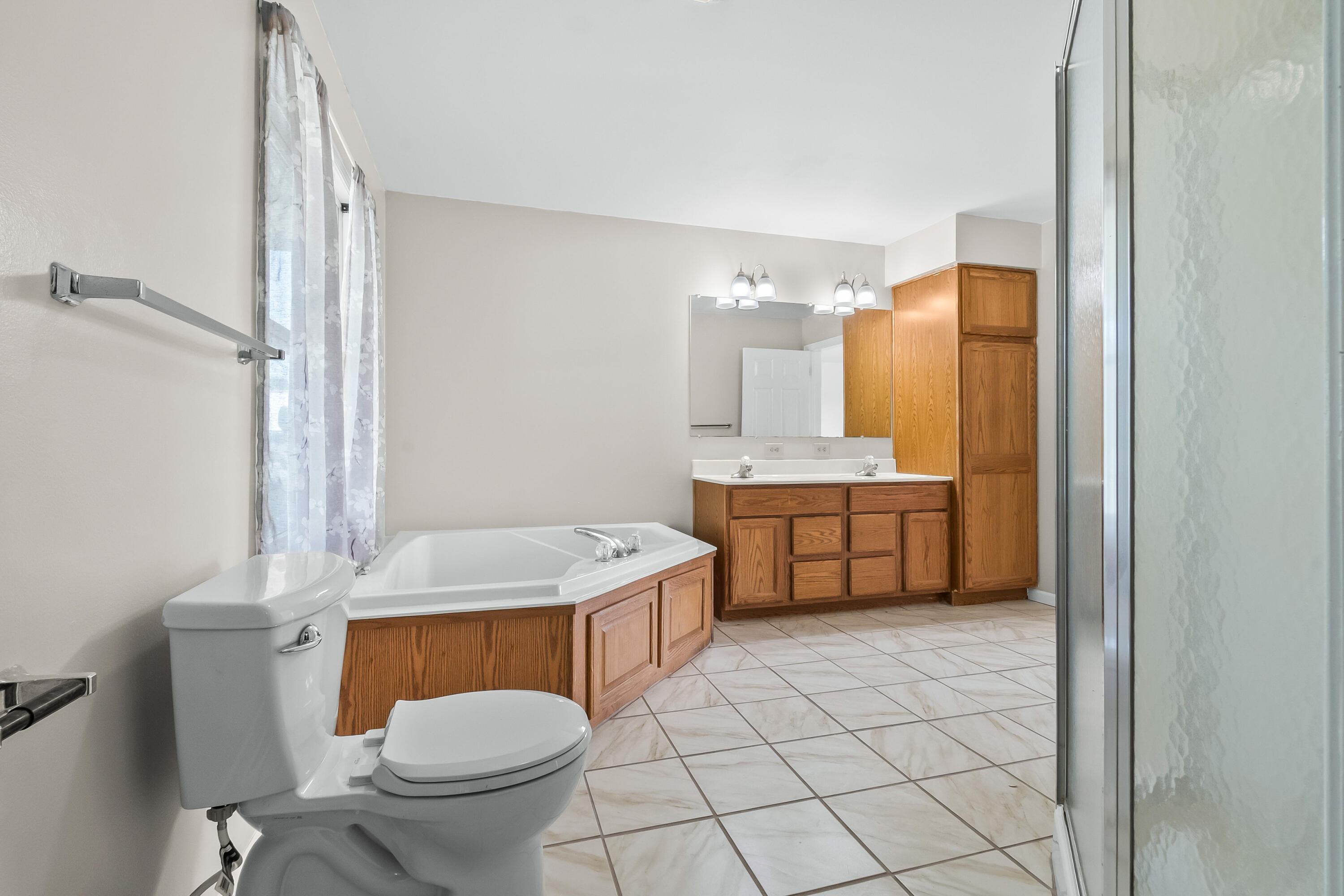 8651 Moreland Road Jerome, MI 49249 - Photo 16 of 56 38