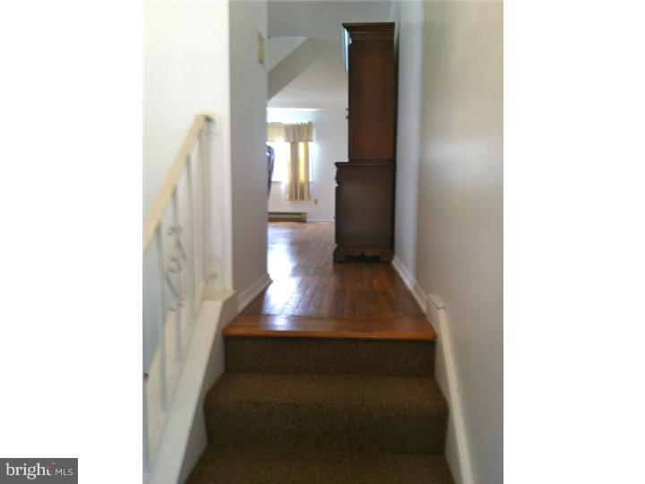 46 Walnut Street Reading, PA 19606 - Photo 14 of 19 Hallway