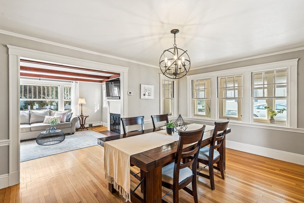 72 Stratford Road Melrose, MA 02176 - Photo 12 of 41