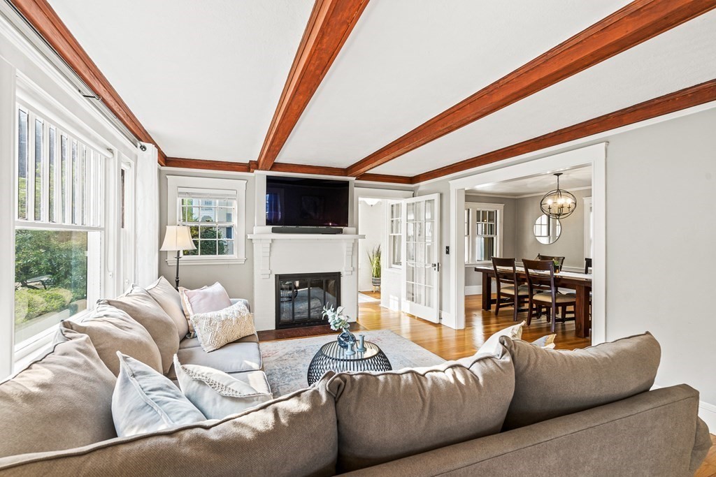 72 Stratford Road Melrose, MA 02176 - Photo 16 of 41