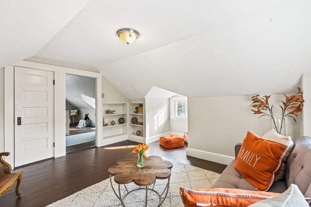 72 Stratford Road Melrose, MA 02176 - Photo 35 of 41