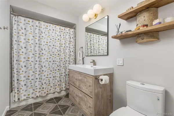 $995,000 | 3886 Ponderosa Drive, Evergreen, CO 80439